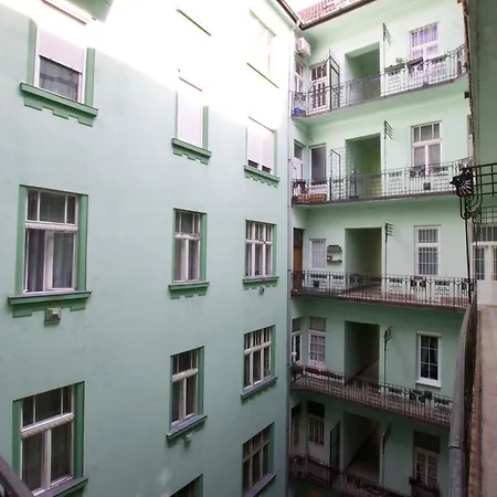 Standard Apartment By Hi5 - Wesselenyi 8 Budapest Exterior photo