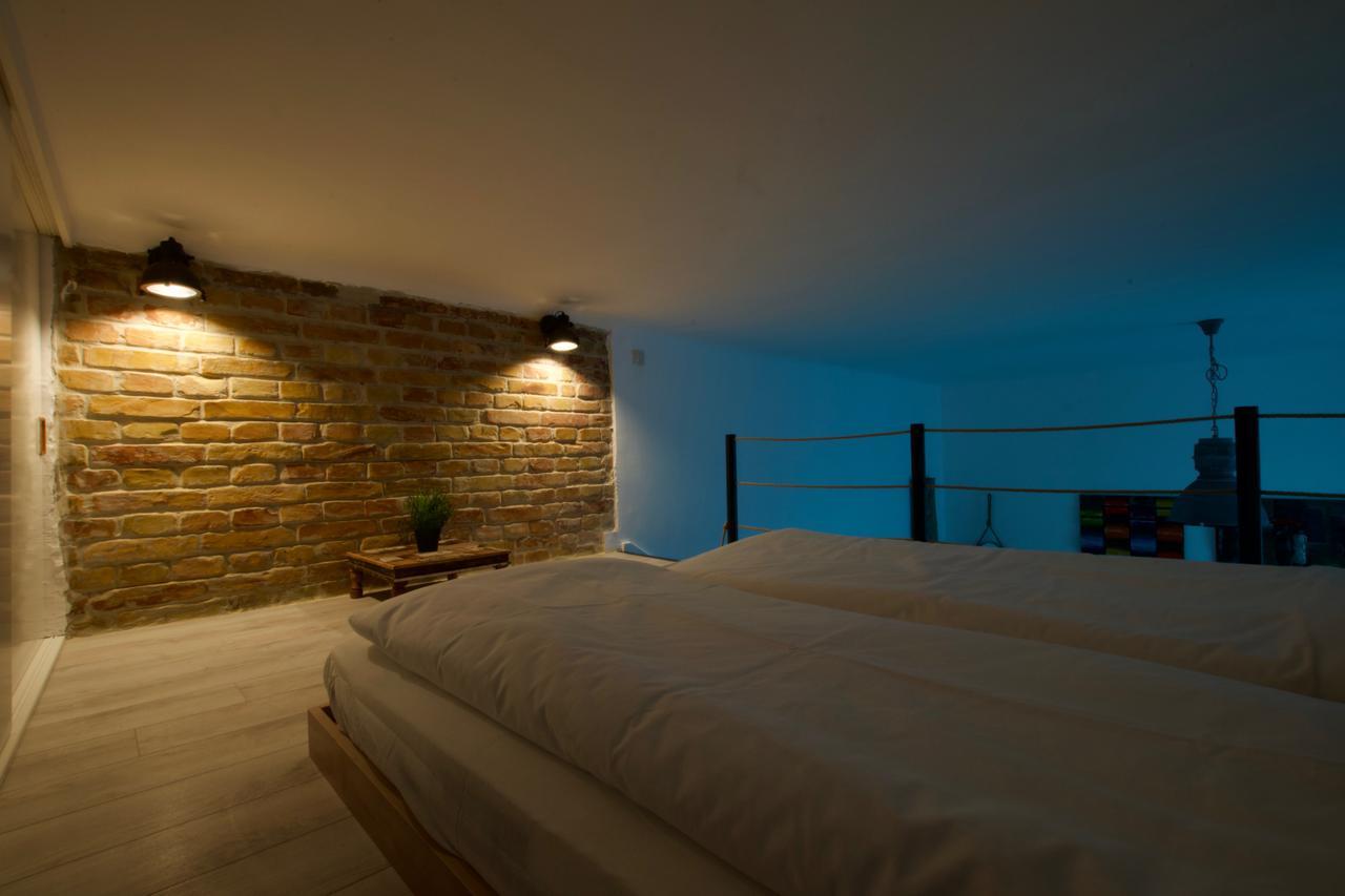 Standard By Hi5 - Wesselényi 8 Apartmán